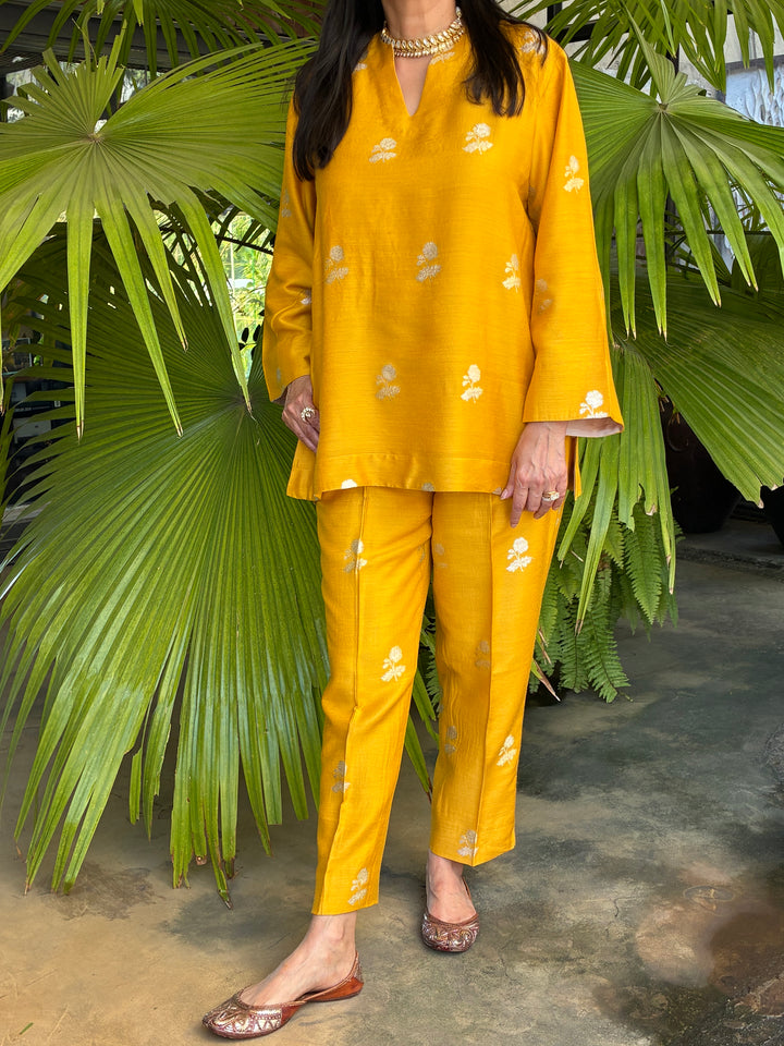 Banarasi Short Tunic with Narrow Pant Co-Ord Set - Mustard