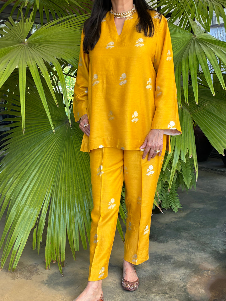 Banarasi Short Tunic with Narrow Pant Co-Ord Set - Mustard
