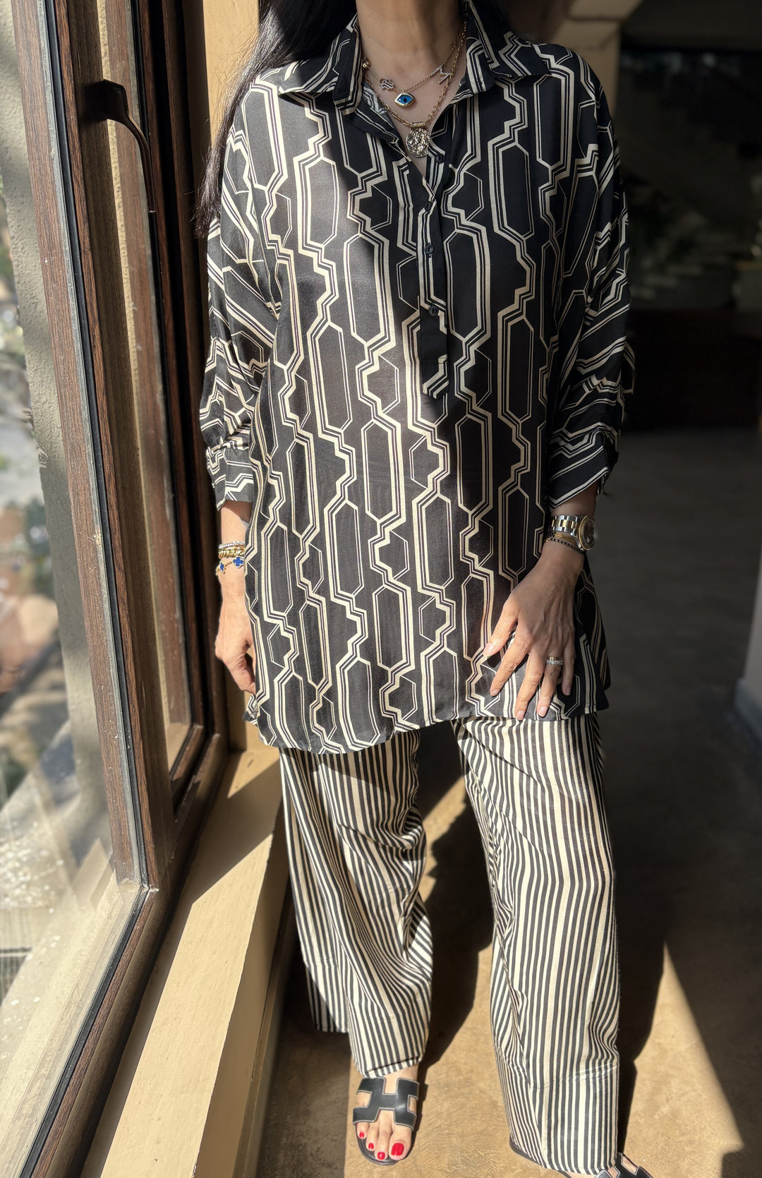 Short button-down tunic with Salwar