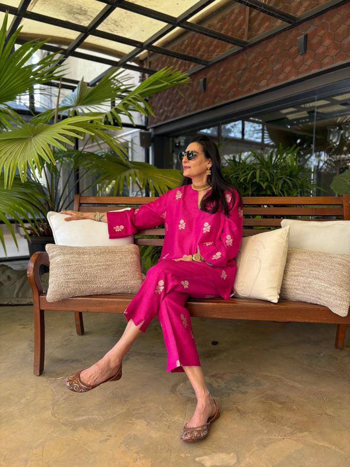 Banarasi Short Tunic with Narrow Pant Co-Ord Set - Pink